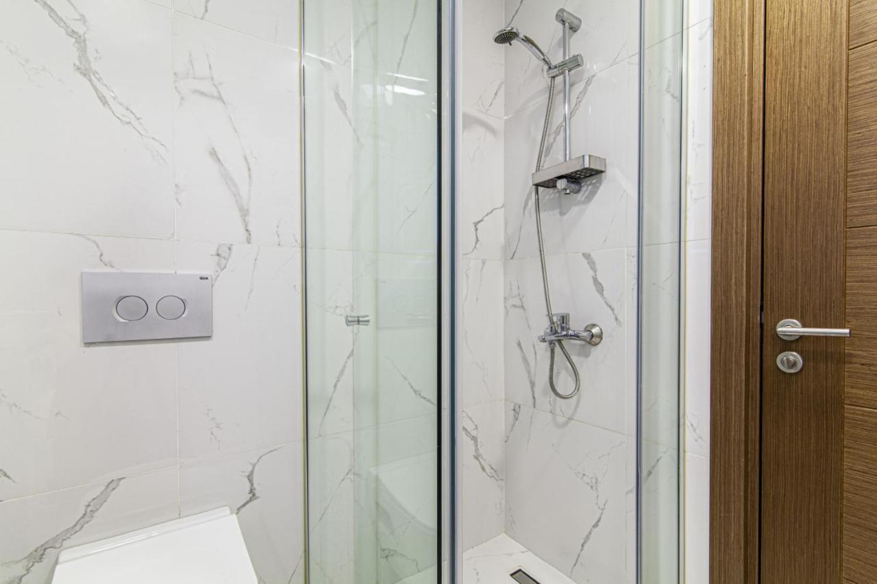 Sleek Residence Flat With Great Location In Sisli Istanboel Buitenkant foto