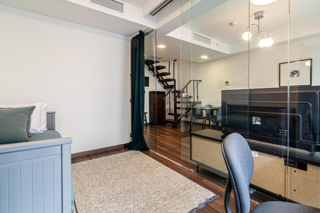 Sleek Residence Flat With Great Location In Sisli Istanboel Buitenkant foto